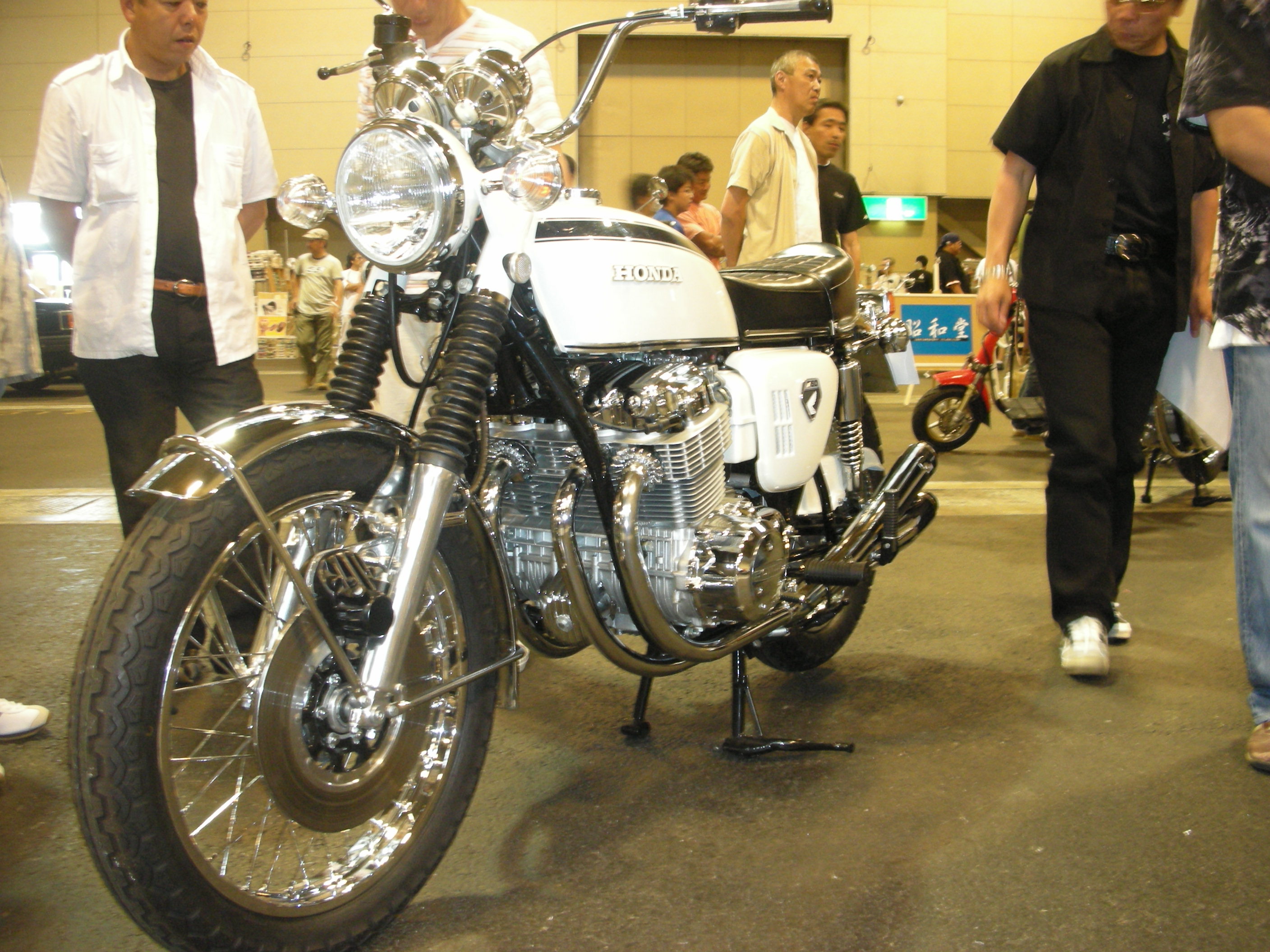 CB750FOUR